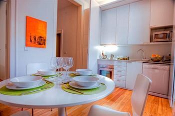 Hello Conde Barao Apartment